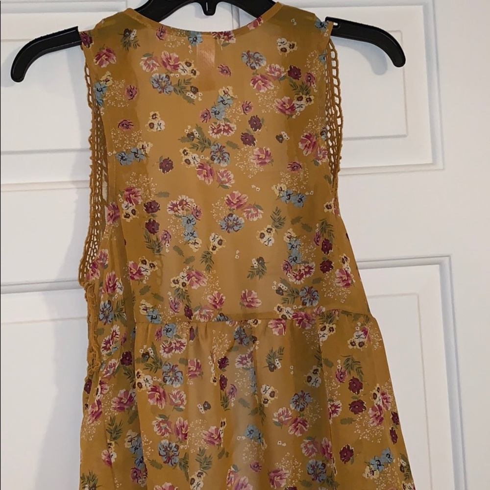 Colorful vest - Picture 2 of 2